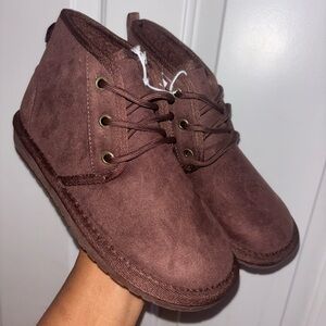 Boys Laced Up Teddy Bear Boots